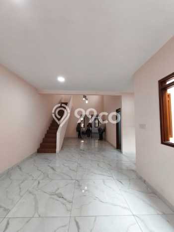 Dijual Hunian Rumah Nyaman 4 Kamar di Taman Holis Indah, Bandung Dijual Hunian Rumah Nyaman 4 Kamar di Taman Holis Indah, Bandung