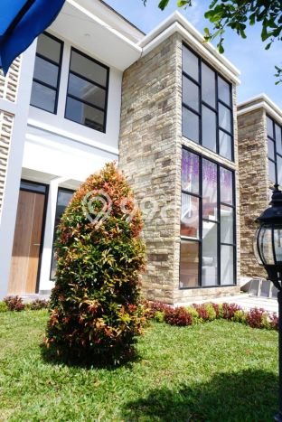 Vila Kawasan , Luas 169m2m², Lingkungan Tenang untuk hunian Vila Kawasan , Luas 169m2m², Lingkungan Tenang untuk hunian