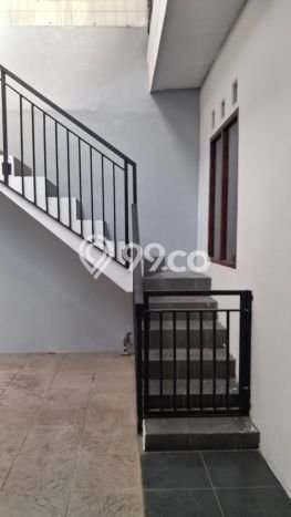 Rumah Minimalis 3 KT LT 160m2 di Taman Kopo Indah Rumah Minimalis 3 KT LT 160m2 di Taman Kopo Indah