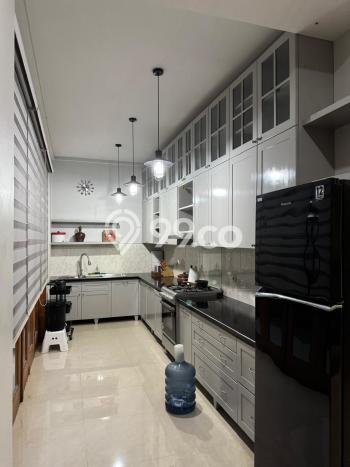 Rumah Elit LB 198m2 Siap Huni Desain Elegan di Kota Baru Parahyangan, Bandung Rumah Elit LB 198m2 Siap Huni Desain Elegan di Kota Baru Parahyangan, Bandung