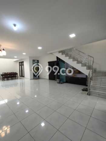 Hunian Eksklusif Siap Huni LT 220m2 di Babakan Ciparay, Bandung Hunian Eksklusif Siap Huni LT 220m2 di Babakan Ciparay, Bandung
