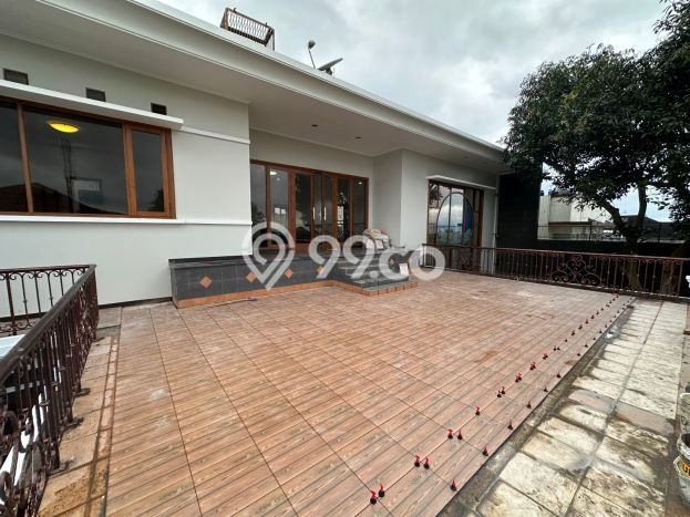 Dijual Rumah Luas Megah Dengan View Eksklusif di Setiabudi, Bandung Dijual Rumah Luas Megah Dengan View Eksklusif di Setiabudi, Bandung