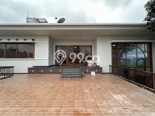 Dijual Rumah Luas Megah Dengan View Eksklusif di Setiabudi, Bandung Dijual Rumah Luas Megah Dengan View Eksklusif di Setiabudi, Bandung