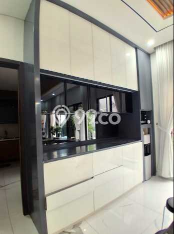 Rumah Elit LB 471m2 Siap Pakai Desain Elegan di Summarecon Bandung, Bandung Rumah Elit LB 471m2 Siap Pakai Desain Elegan di Summarecon Bandung, Bandung