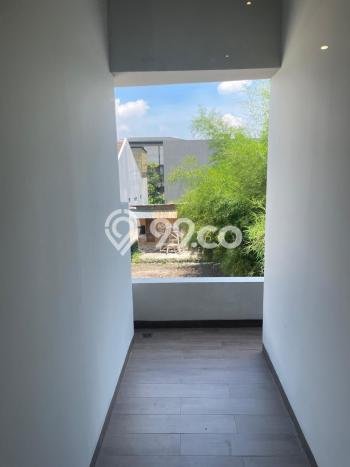Rumah Elit Modern Siap Huni di Mekar Wangi Bandung Rumah Elit Modern Siap Huni di Mekar Wangi Bandung