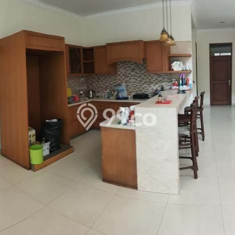 For Sale! Luxury House LT 303m2 Desain Elegan di Soekarno Hatta For Sale! Luxury House LT 303m2 Desain Elegan di Soekarno Hatta