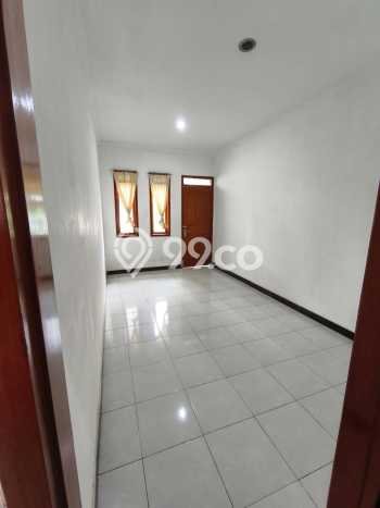 Rumah Modern 4 Kamar LT 153m2 di Taman Kopo Indah Rumah Modern 4 Kamar LT 153m2 di Taman Kopo Indah