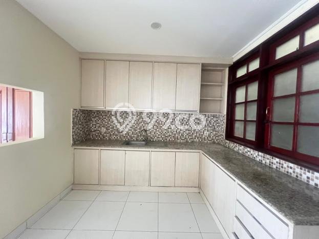 Ready to Use! Luxury House LT 270m2 Desain Elegan di Setiabudi Ready to Use! Luxury House LT 270m2 Desain Elegan di Setiabudi