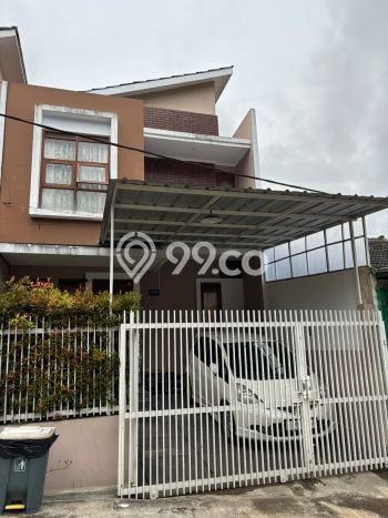 Rumah Luas Asri 3 KT Siap Pakai di Ciwaruga Bandung Rumah Luas Asri 3 KT Siap Pakai di Ciwaruga Bandung