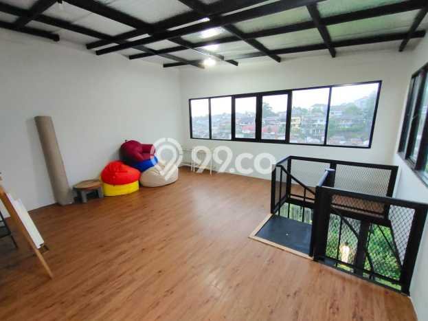 Jual Rumah Mewah Elegan Dengan View Eksklusif di Cipaku, Bandung Jual Rumah Mewah Elegan Dengan View Eksklusif di Cipaku, Bandung