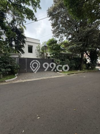 Siap Huni Rumah Mewah 4 Kamar di Kebayoran Baru Dekat ke Mana Saja Siap Huni Rumah Mewah 4 Kamar di Kebayoran Baru Dekat ke Mana Saja