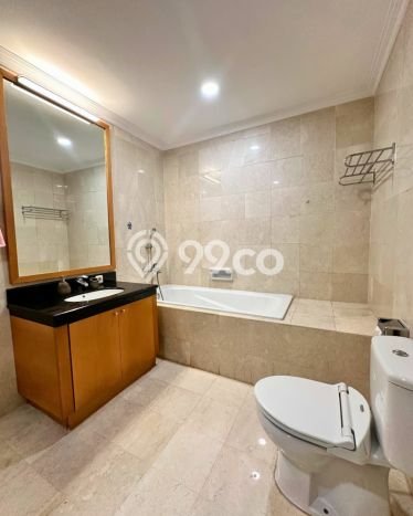 Siap Huni Apartemen Luxury di Sudirman 5 Kamar & 6 Kamar Mandi Siap Huni Apartemen Luxury di Sudirman 5 Kamar & 6 Kamar Mandi