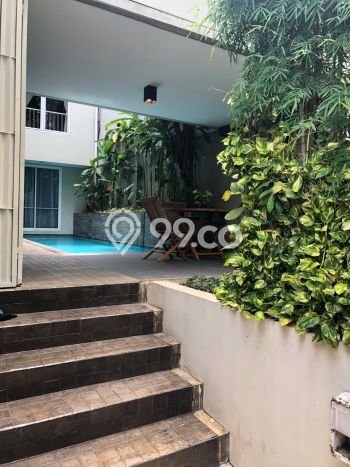 Lokasi strategis! Rumah siap pakai disewakan di Kebayoran Baru LB 400m2 Lokasi strategis! Rumah siap pakai disewakan di Kebayoran Baru LB 400m2