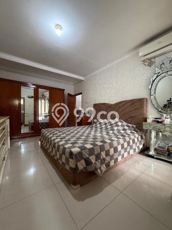 Rumah Elit Modern Tanpa Renovasi di Bintaro Jakarta Selatan Rumah Elit Modern Tanpa Renovasi di Bintaro Jakarta Selatan