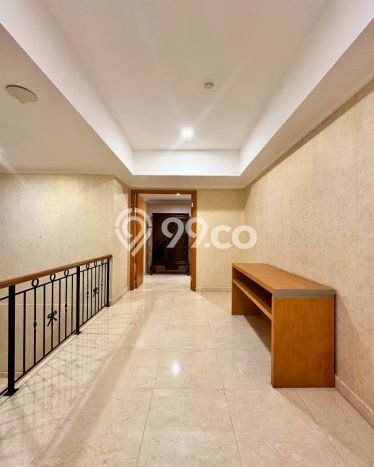 Siap Huni Apartemen Luxury di Sudirman 5 Kamar & 6 Kamar Mandi Siap Huni Apartemen Luxury di Sudirman 5 Kamar & 6 Kamar Mandi