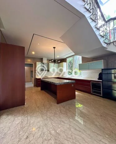Dijual Rumah Elit Exclusive di Kebayoran Baru, Jakarta Selatan Dijual Rumah Elit Exclusive di Kebayoran Baru, Jakarta Selatan