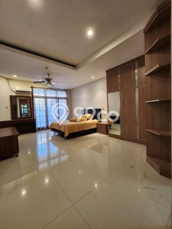 Rumah Modern Disewakan di Kebayoran Lama Jakarta Selatan Lokasi Sangat Strategis Rumah Modern Disewakan di Kebayoran Lama Jakarta Selatan Lokasi Sangat Strategis