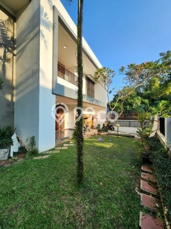 Rumah Modern Disewakan di Kebayoran Lama Jakarta Selatan Lokasi Sangat Strategis Rumah Modern Disewakan di Kebayoran Lama Jakarta Selatan Lokasi Sangat Strategis