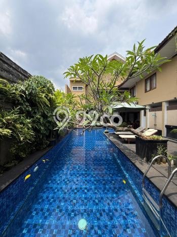 Rumah Elit Modern Tanpa Renovasi di Bintaro Jakarta Selatan Rumah Elit Modern Tanpa Renovasi di Bintaro Jakarta Selatan