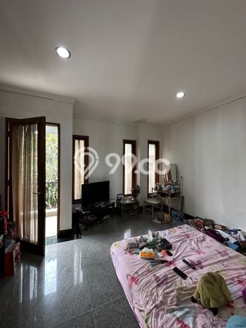 Rumah Elit LB 268m2 Siap Pakai Desain Elegan di Cipete, Jakarta Selatan Rumah Elit LB 268m2 Siap Pakai Desain Elegan di Cipete, Jakarta Selatan