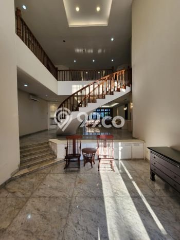 Rumah Modern Disewakan di Kebayoran Lama Jakarta Selatan Lokasi Sangat Strategis Rumah Modern Disewakan di Kebayoran Lama Jakarta Selatan Lokasi Sangat Strategis
