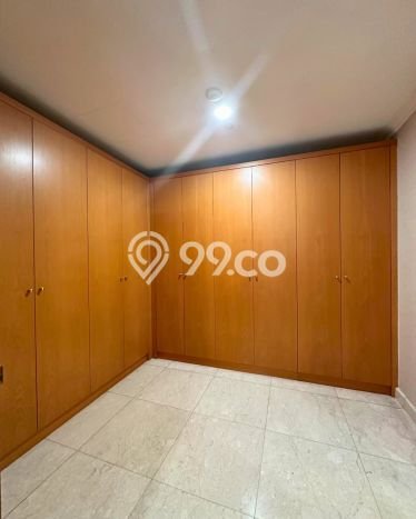 Siap Huni Apartemen Luxury di Sudirman 5 Kamar & 6 Kamar Mandi Siap Huni Apartemen Luxury di Sudirman 5 Kamar & 6 Kamar Mandi