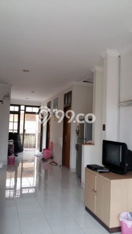 Rumah Mewah LB 250m2 Siap Pakai Desain Elegan di Lippo Karawaci, Tangerang Rumah Mewah LB 250m2 Siap Pakai Desain Elegan di Lippo Karawaci, Tangerang