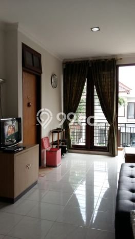 Rumah Mewah LB 250m2 Siap Pakai Desain Elegan di Lippo Karawaci, Tangerang Rumah Mewah LB 250m2 Siap Pakai Desain Elegan di Lippo Karawaci, Tangerang