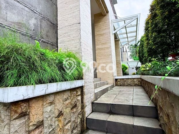 Jual Rumah Mewah Elegan Dengan View Eksklusif di Ragunan, Jakarta Selatan Jual Rumah Mewah Elegan Dengan View Eksklusif di Ragunan, Jakarta Selatan