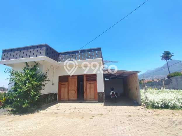 Dijual! Vila di Batu, Ukuran 204m2m², Akses ke Fasilitas Umum Dijual! Vila di Batu, Ukuran 204m2m², Akses ke Fasilitas Umum