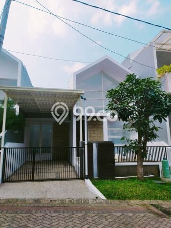 For Sale Rumah 2 Kamar Lokasi Ideal Nyaman dan Strategis di Dau For Sale Rumah 2 Kamar Lokasi Ideal Nyaman dan Strategis di Dau