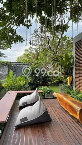Rumah Mewah Siap Huni LT 1110m2 di Lowokwaru, Malang Rumah Mewah Siap Huni LT 1110m2 di Lowokwaru, Malang