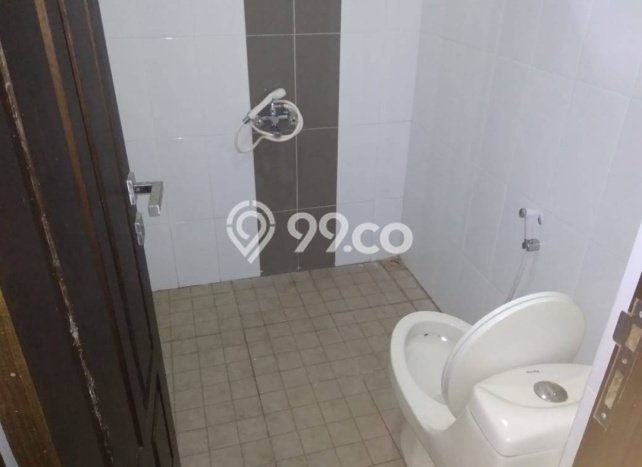 Unit Kost Dijual di Lowokwaru dengan 70 Kamar Tidur & Luas Bangunan 600m2 Unit Kost Dijual di Lowokwaru dengan 70 Kamar Tidur & Luas Bangunan 600m2