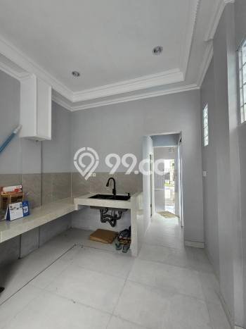 Rumah Eksklusif Dijual LT 200m2 di Cinere, Depok Rumah Eksklusif Dijual LT 200m2 di Cinere, Depok