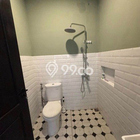 Dijual Rumah Premium dengan Fasilitas Sekitar Komplit di Cinere, Depok Dijual Rumah Premium dengan Fasilitas Sekitar Komplit di Cinere, Depok