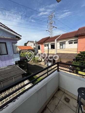 Rumah Modern 3 KT di Cirendeu Jakarta Selatan Unfurnished Rumah Modern 3 KT di Cirendeu Jakarta Selatan Unfurnished