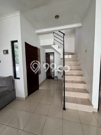 Rumah Modern 3 KT di Cirendeu Jakarta Selatan Unfurnished Rumah Modern 3 KT di Cirendeu Jakarta Selatan Unfurnished