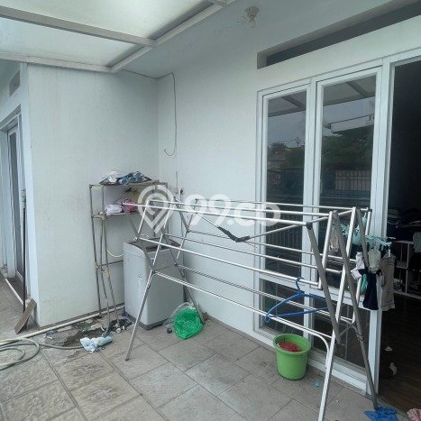 Rumah Strategis Modern Lb 144m2 di Cinere, Depok Rumah Strategis Modern Lb 144m2 di Cinere, Depok