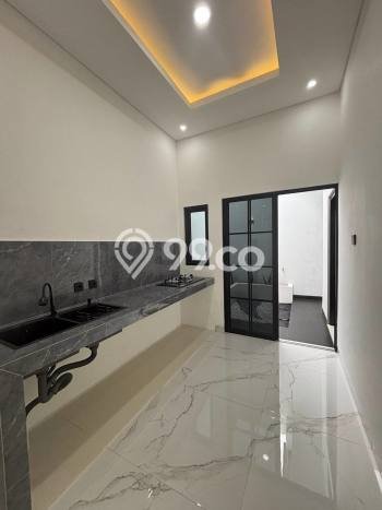 For Sale Rumah 3 Kamar Lokasi Ideal Bagus dan Strategis di Cinere For Sale Rumah 3 Kamar Lokasi Ideal Bagus dan Strategis di Cinere