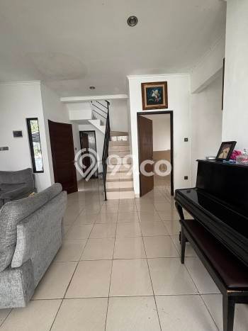 Rumah Modern 3 KT di Cirendeu Jakarta Selatan Unfurnished Rumah Modern 3 KT di Cirendeu Jakarta Selatan Unfurnished