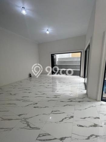 Jual Rumah Luas Megah Dengan View Eksklusif di Sentul City, Bogor Jual Rumah Luas Megah Dengan View Eksklusif di Sentul City, Bogor