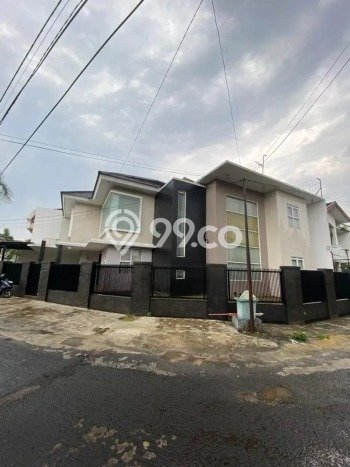 Rumah 5 Kamar Tidur Akses Strategis di Cimahi Utara, Dekat Fasilitas Umum, Cimahi Rumah 5 Kamar Tidur Akses Strategis di Cimahi Utara, Dekat Fasilitas Umum, Cimahi