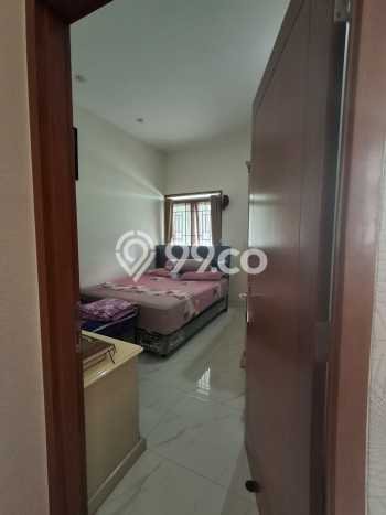 Ready to Use! Premium House LT 256m2 Desain Modern di Setiabudi Ready to Use! Premium House LT 256m2 Desain Modern di Setiabudi