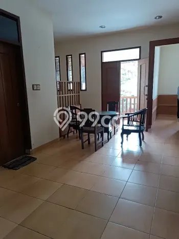 PROPERTI PILIHAN! Rumah area Cimahi Utara, LT 105m2m² Bangunan 140m2m² PROPERTI PILIHAN! Rumah area Cimahi Utara, LT 105m2m² Bangunan 140m2m²