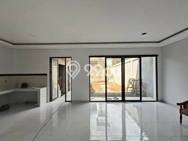 Rumah Mewah LB 330m2 Siap Huni Desain Elegan di Setiabudi, Bandung Rumah Mewah LB 330m2 Siap Huni Desain Elegan di Setiabudi, Bandung