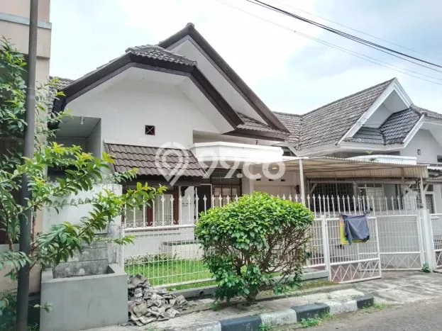 Jual Rumah Strategis Bagus Punya 5 KT di Cimahi Utara Cimahi SHM Jual Rumah Strategis Bagus Punya 5 KT di Cimahi Utara Cimahi SHM
