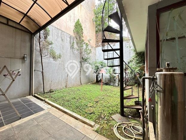 DIJUAL CEPAT! Rumah Pajajaran, Bandung, Luas 246m² Bangunan 190m² DIJUAL CEPAT! Rumah Pajajaran, Bandung, Luas 246m² Bangunan 190m²