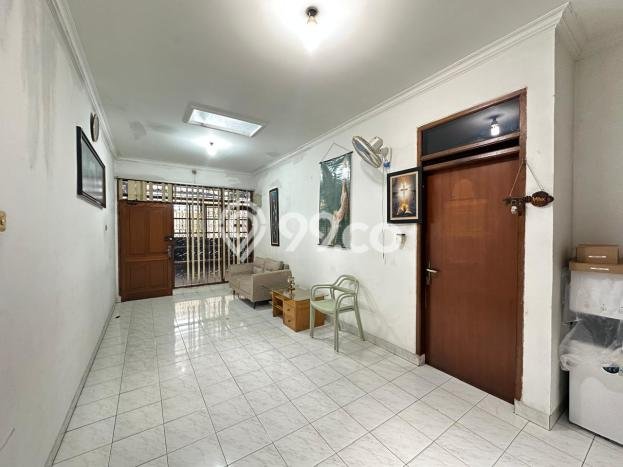 Dijual Rumah Luas Elegan Dengan View Cantik di Taman Holis Indah, Bandung Dijual Rumah Luas Elegan Dengan View Cantik di Taman Holis Indah, Bandung