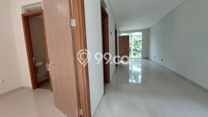 For Sale Hunian Rumah Terawat 2 KT di Sarijadi, Bandung For Sale Hunian Rumah Terawat 2 KT di Sarijadi, Bandung