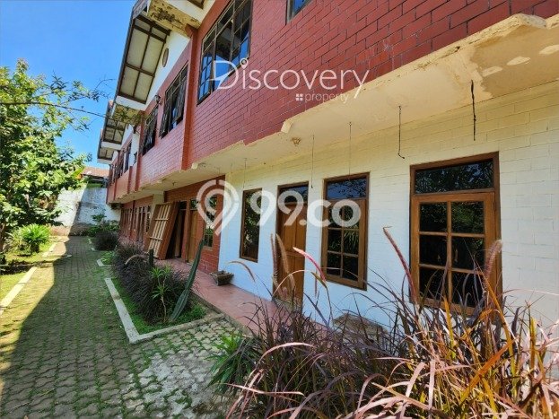 SPECIAL PRICE! Rumah Asri lokasi Cidadap, Luas 2550m2m² LB 1192m2m² SPECIAL PRICE! Rumah Asri lokasi Cidadap, Luas 2550m2m² LB 1192m2m²